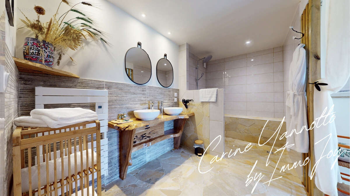 Maison à LISLE-SUR-TARN