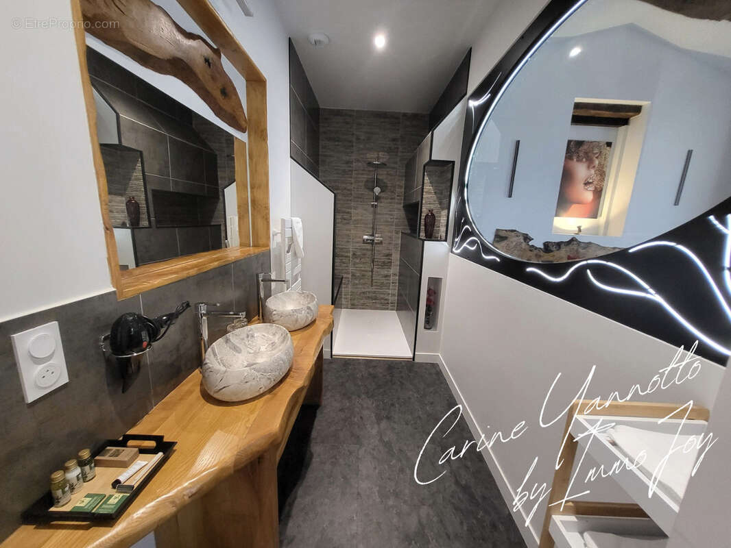 Maison à LISLE-SUR-TARN