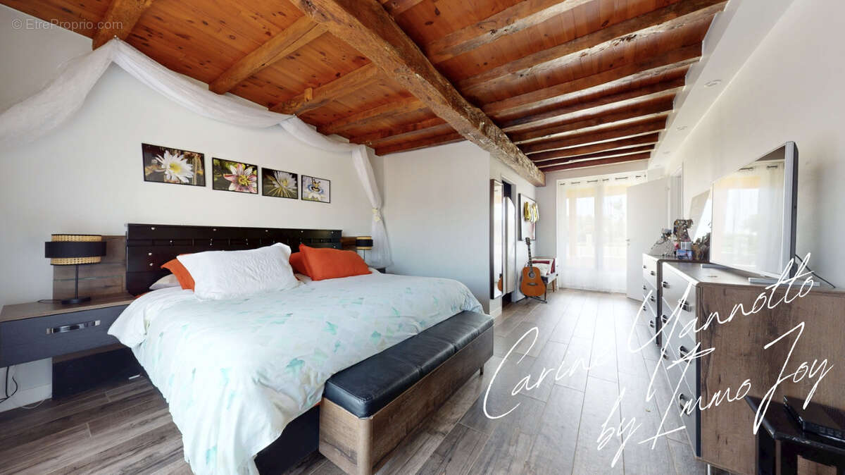 Maison à LISLE-SUR-TARN