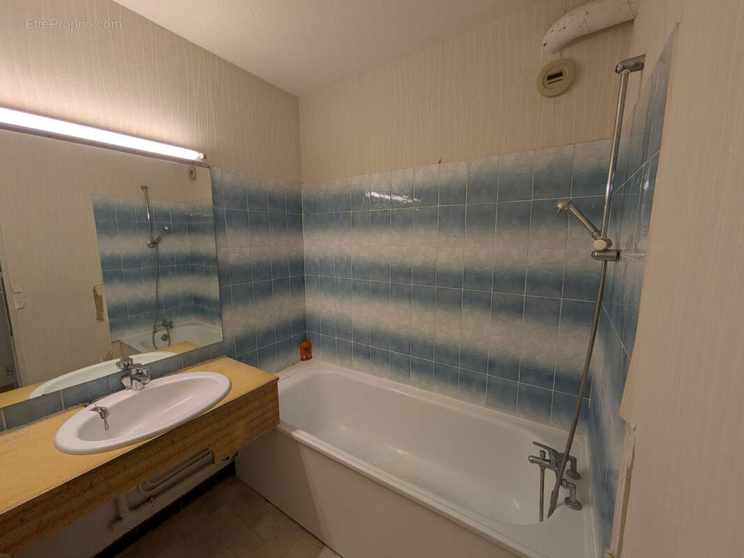 Appartement à PONT-SAINT-ESPRIT