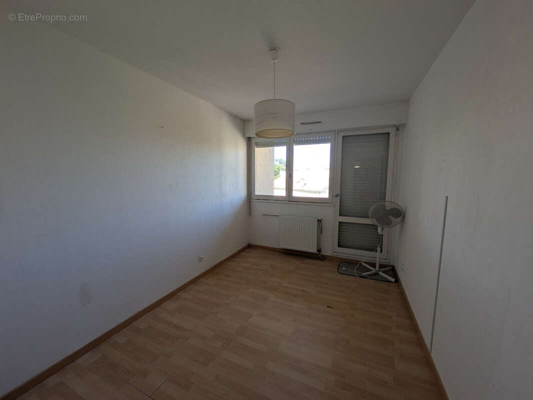 Appartement à PONT-SAINT-ESPRIT