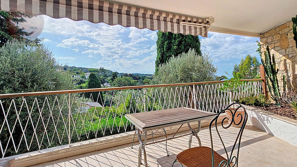 Appartement à LE CANNET