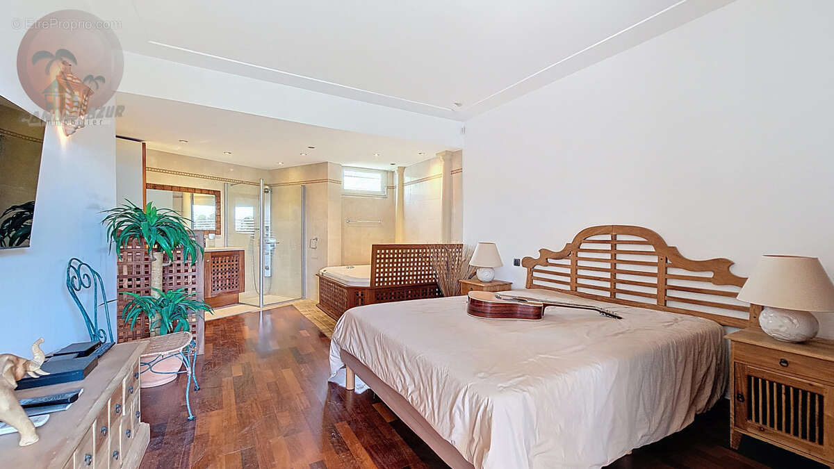 Appartement à LE CANNET