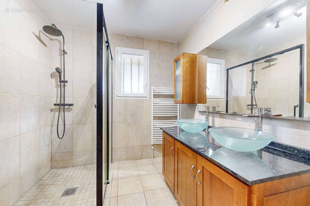 Maison à ANDREZIEUX-BOUTHEON