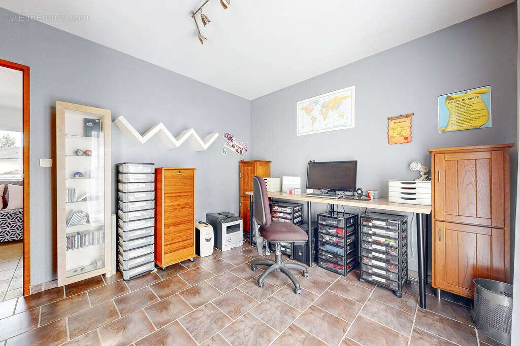 Maison à ANDREZIEUX-BOUTHEON