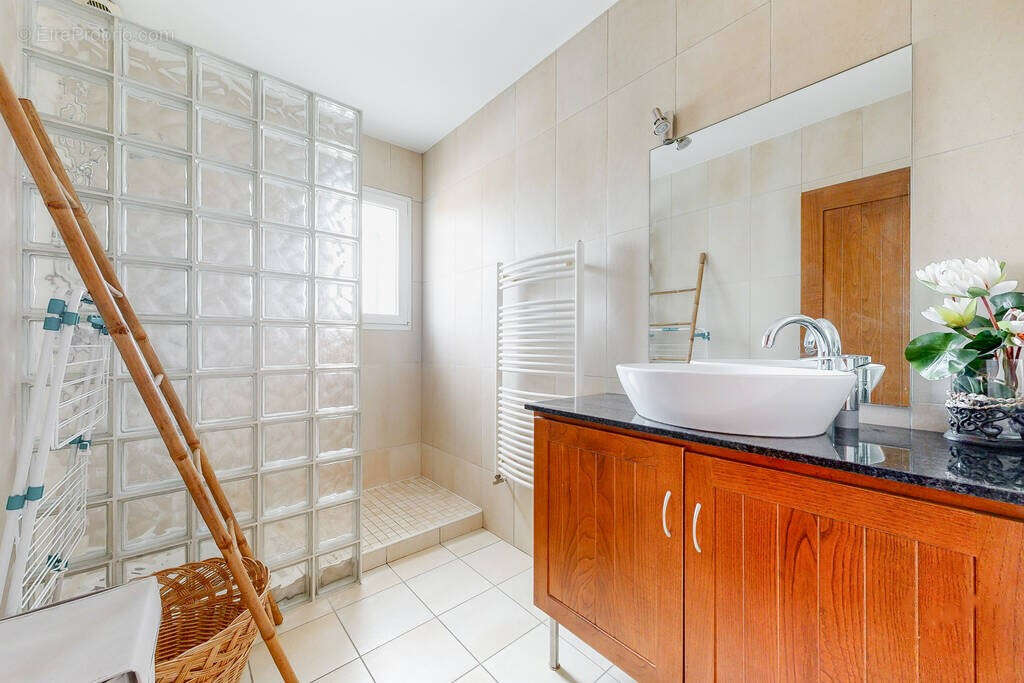 Maison à ANDREZIEUX-BOUTHEON