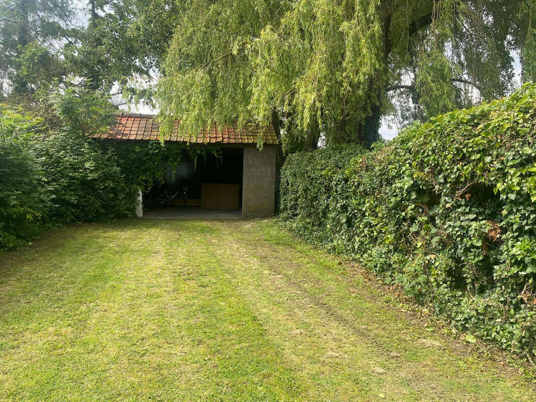 Maison à ERQUINGHEM-LYS