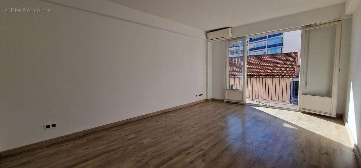 Appartement à CAGNES-SUR-MER