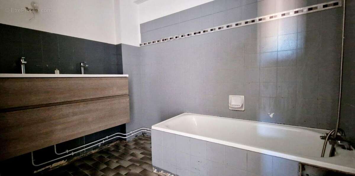 Appartement à CAGNES-SUR-MER