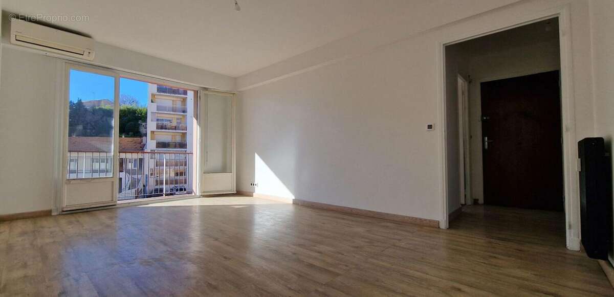 Appartement à CAGNES-SUR-MER