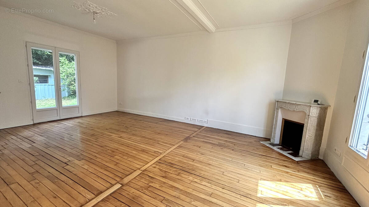 Maison à ENGHIEN-LES-BAINS