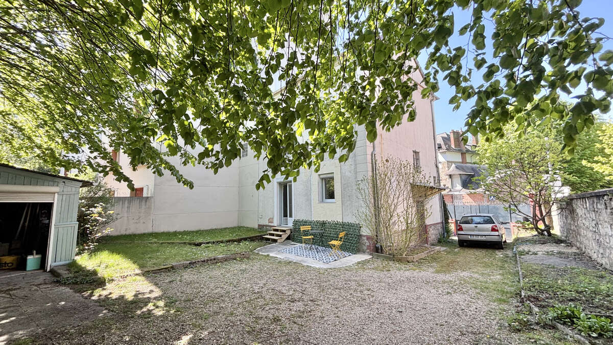 Maison à ENGHIEN-LES-BAINS