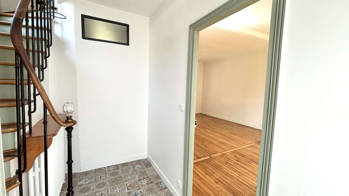 Maison à ENGHIEN-LES-BAINS