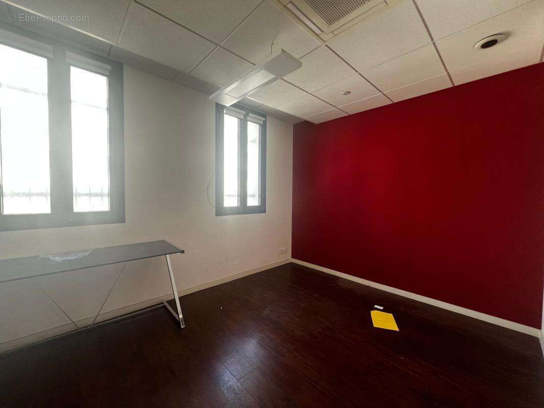 Commerce à MARSEILLE-15E