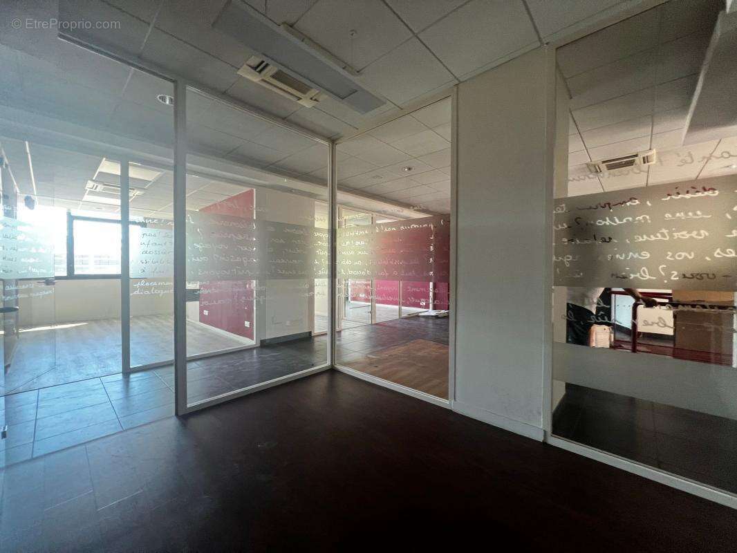 Commerce à MARSEILLE-15E