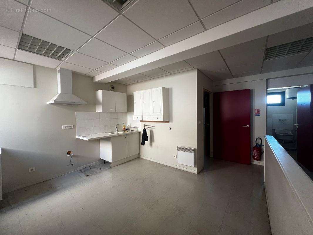 Commerce à MARSEILLE-15E