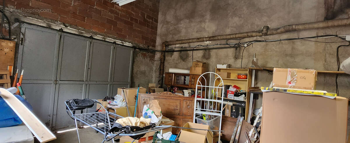 Maison à MIRANDOL-BOURGNOUNAC