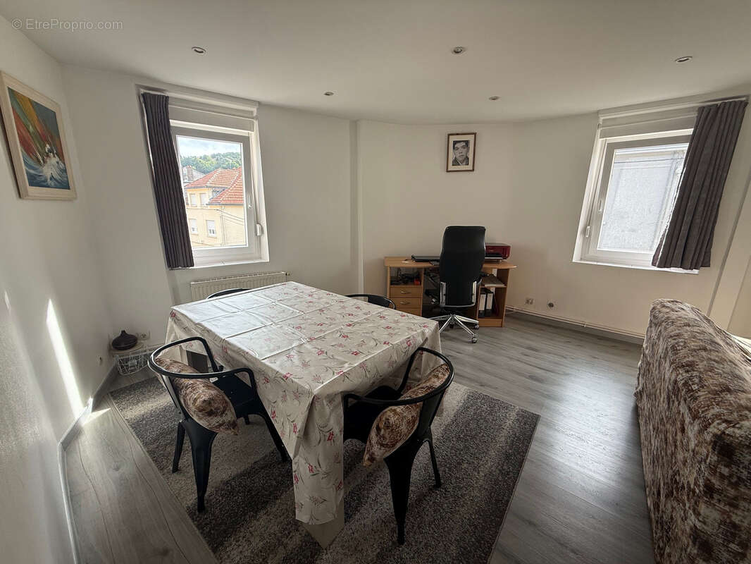 Appartement à ALGRANGE