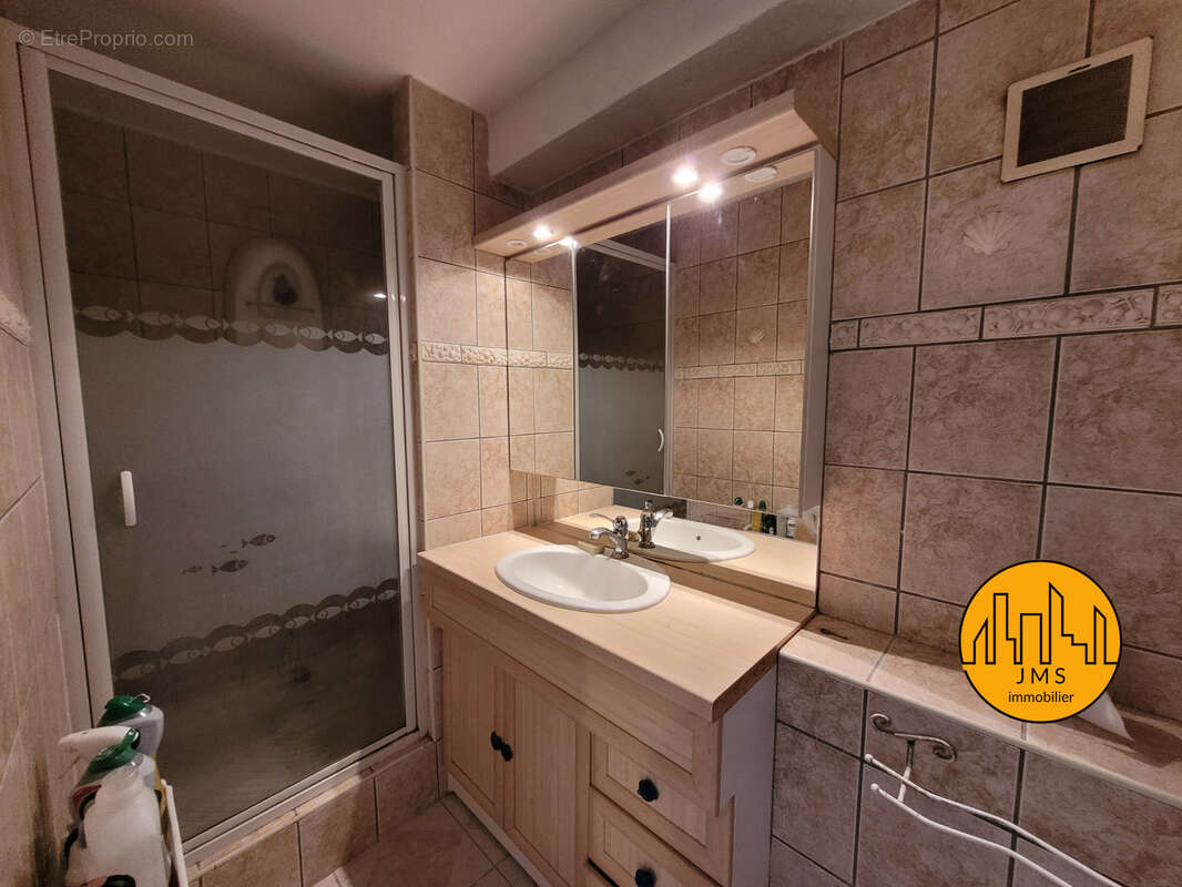 Maison à MONETAY-SUR-ALLIER