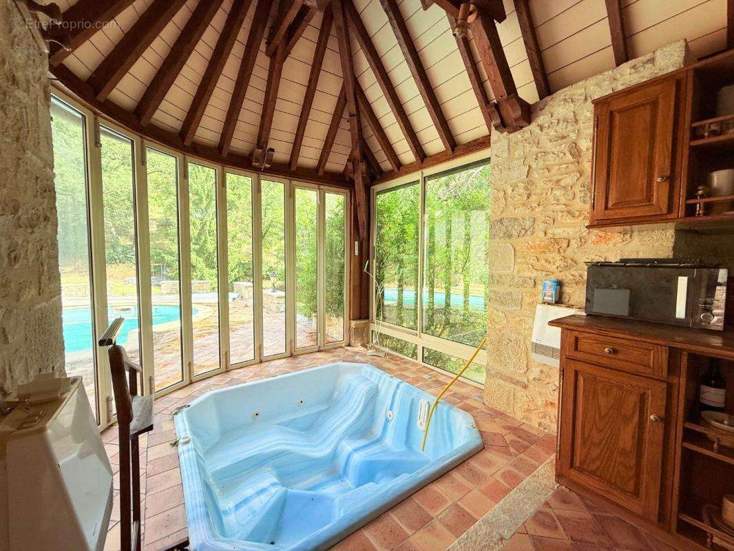 Maison à SAINT-DENIS-CATUS