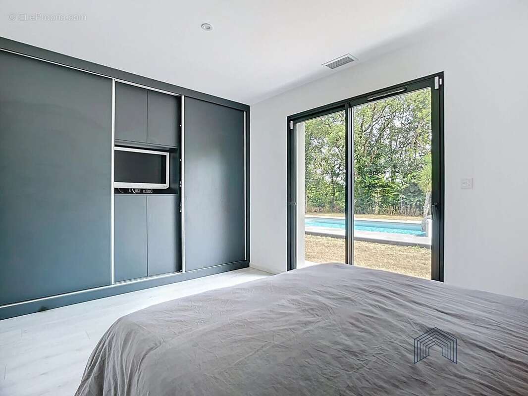 Maison à SAINT-SULPICE