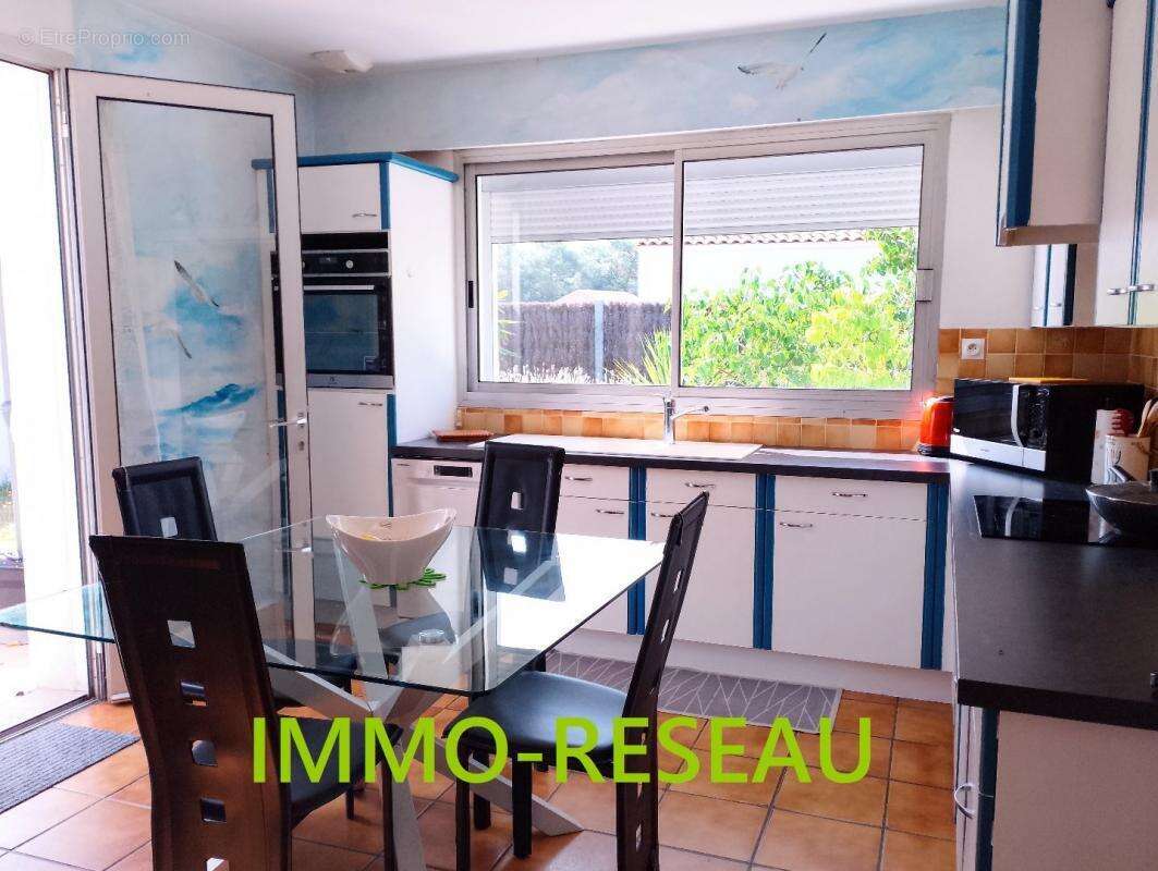 Maison à NOTRE-DAME-DE-RIEZ