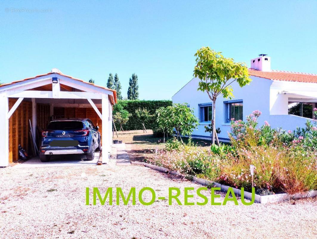 Maison à NOTRE-DAME-DE-RIEZ