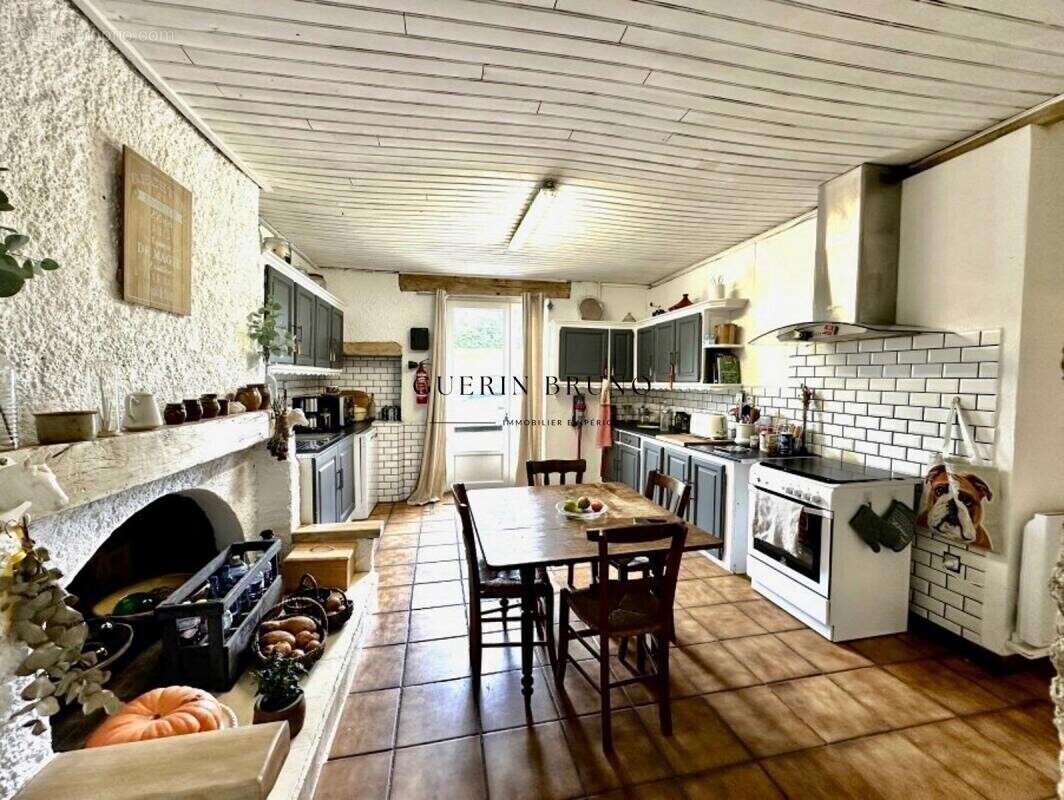 Maison à ROUFFIGNAC-DE-SIGOULES