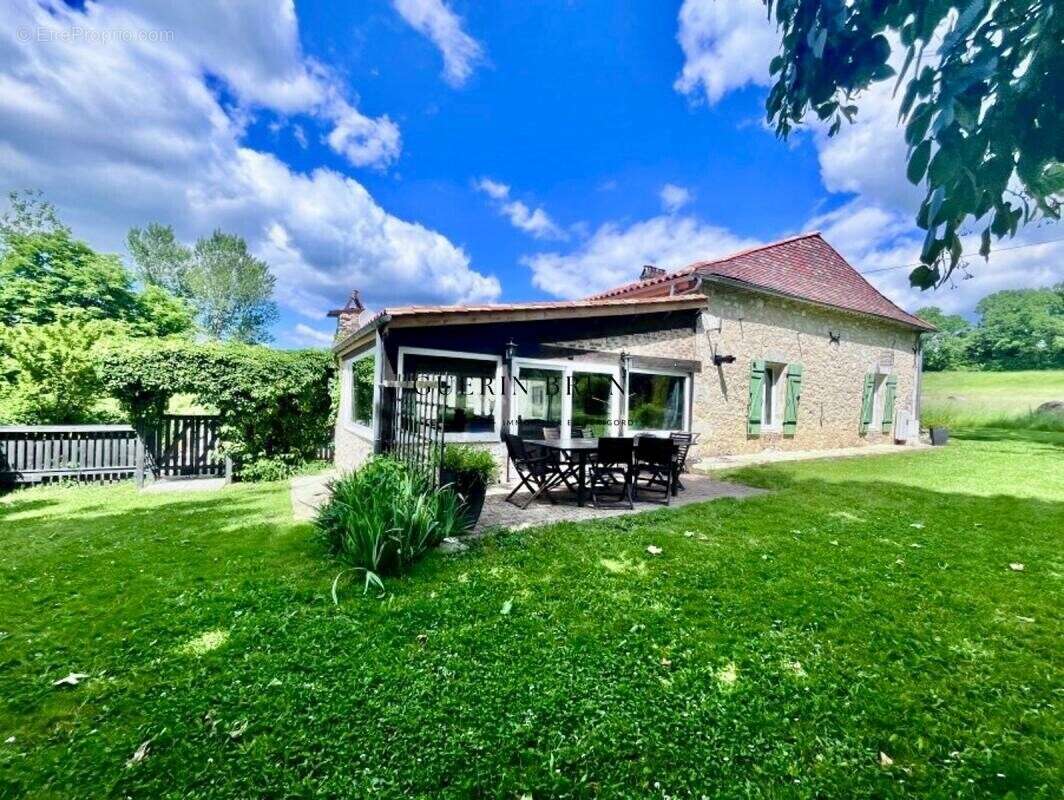 Maison à ROUFFIGNAC-DE-SIGOULES