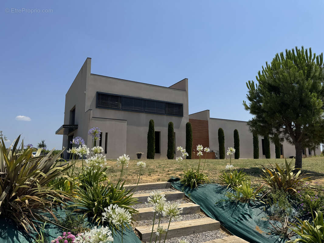 Maison à MONTPEYROUX