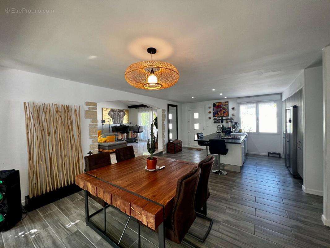 Maison à SAINT-PAUL-ET-VALMALLE