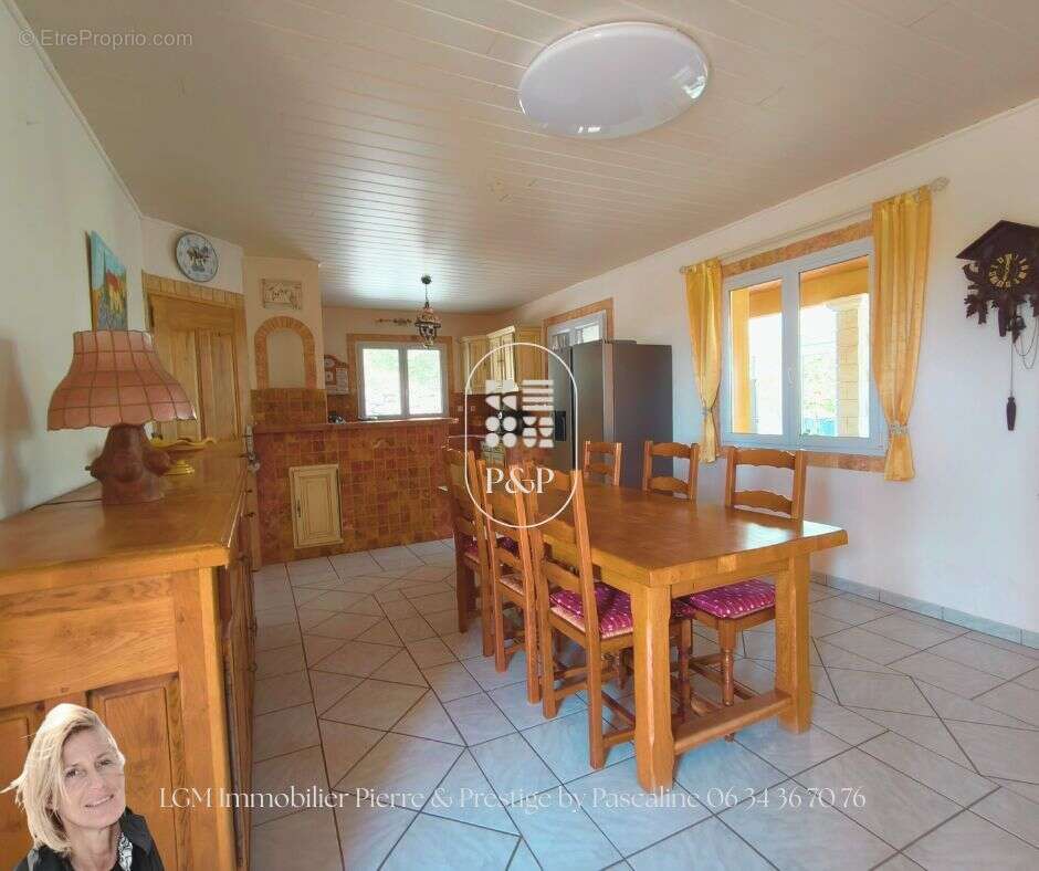 Maison à SAINT-AMBROIX