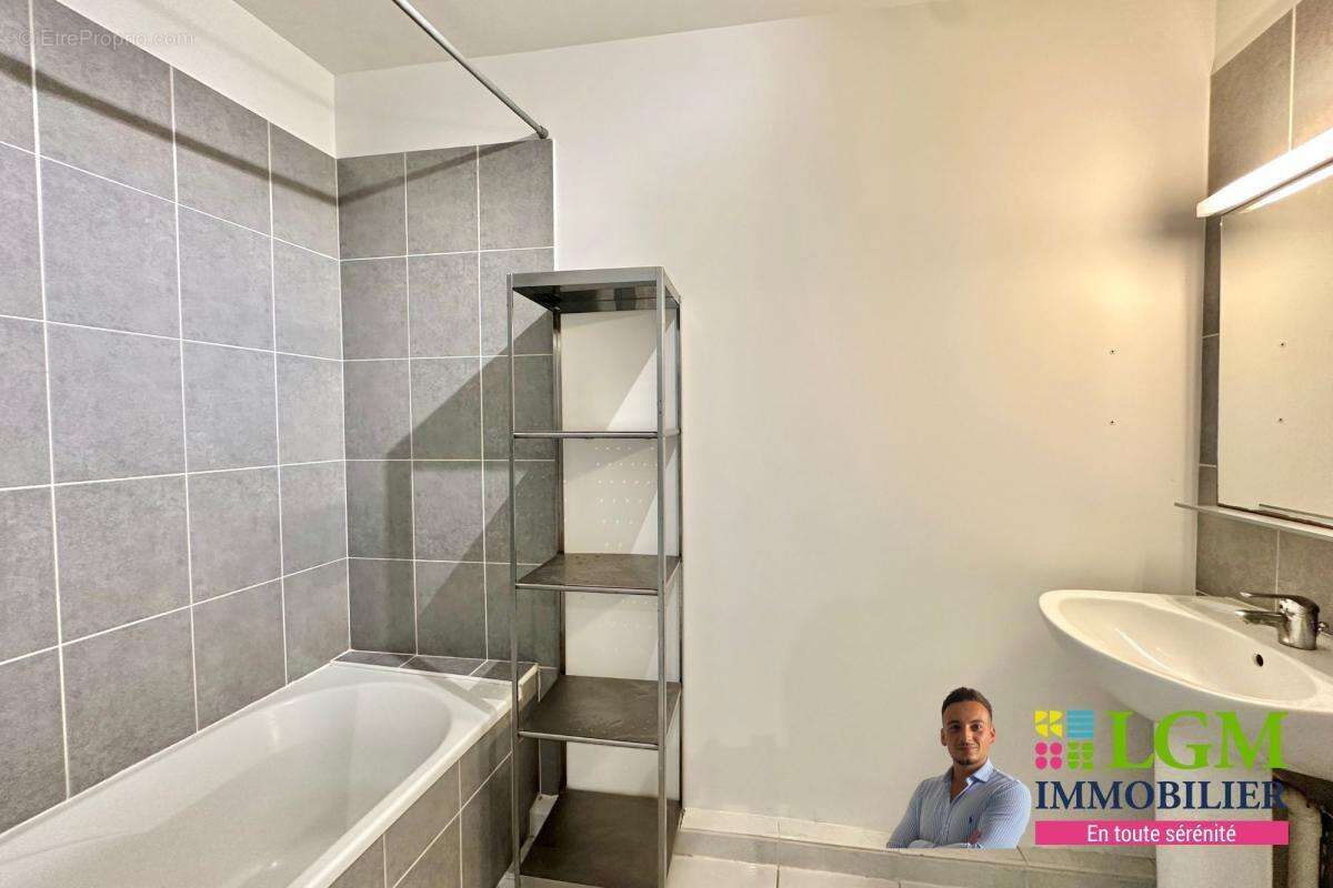 Appartement à NIMES