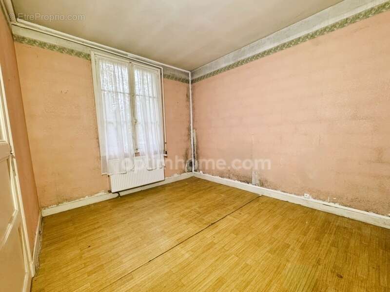 Maison à NONANT-LE-PIN