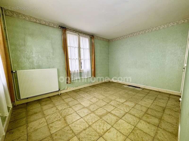 Maison à NONANT-LE-PIN