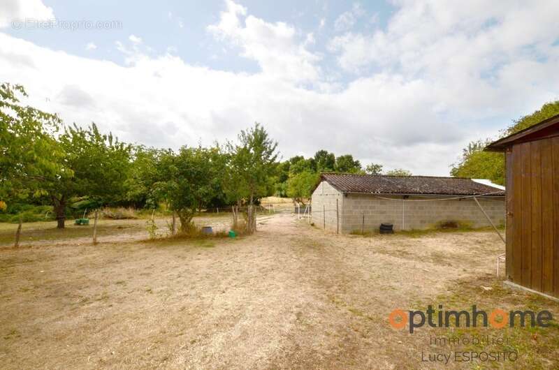 Maison à AVAILLES-LIMOUZINE