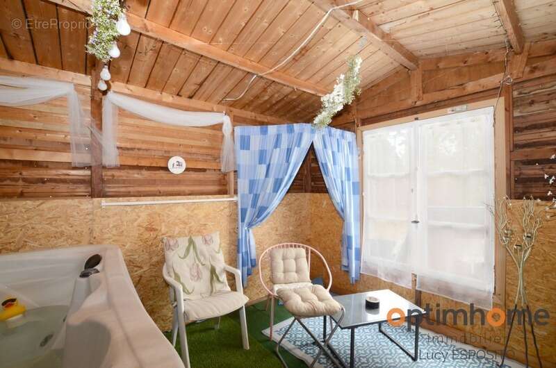 Maison à AVAILLES-LIMOUZINE