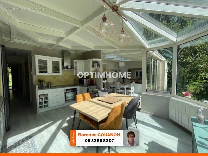 Maison à SAINT-CYR-SOUS-DOURDAN