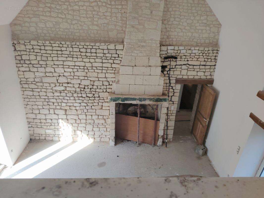 Maison à MARCE-SUR-ESVES