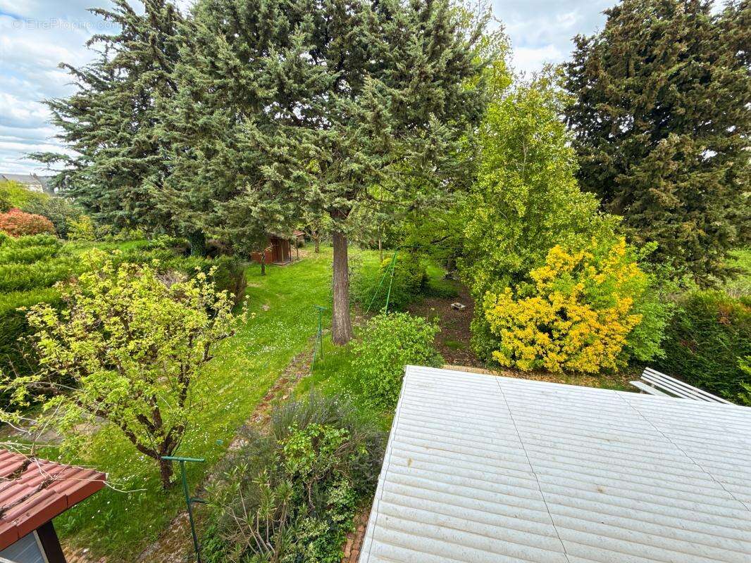 Maison à FLEURY-LES-AUBRAIS