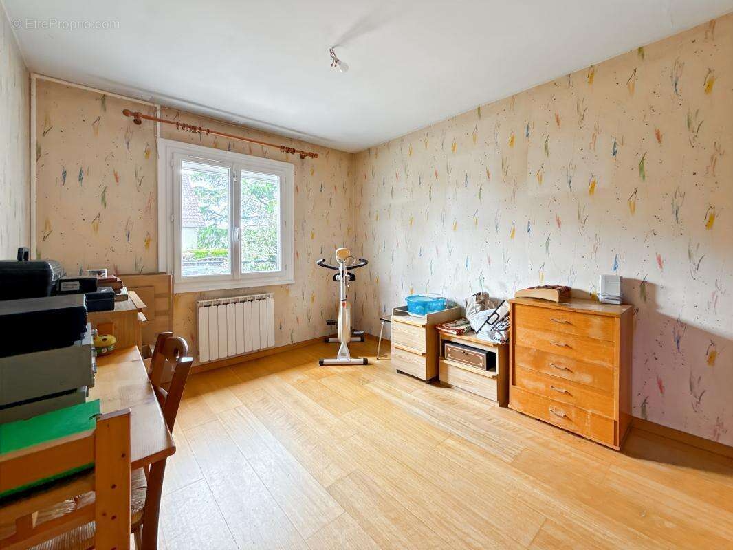 Maison à FLEURY-LES-AUBRAIS