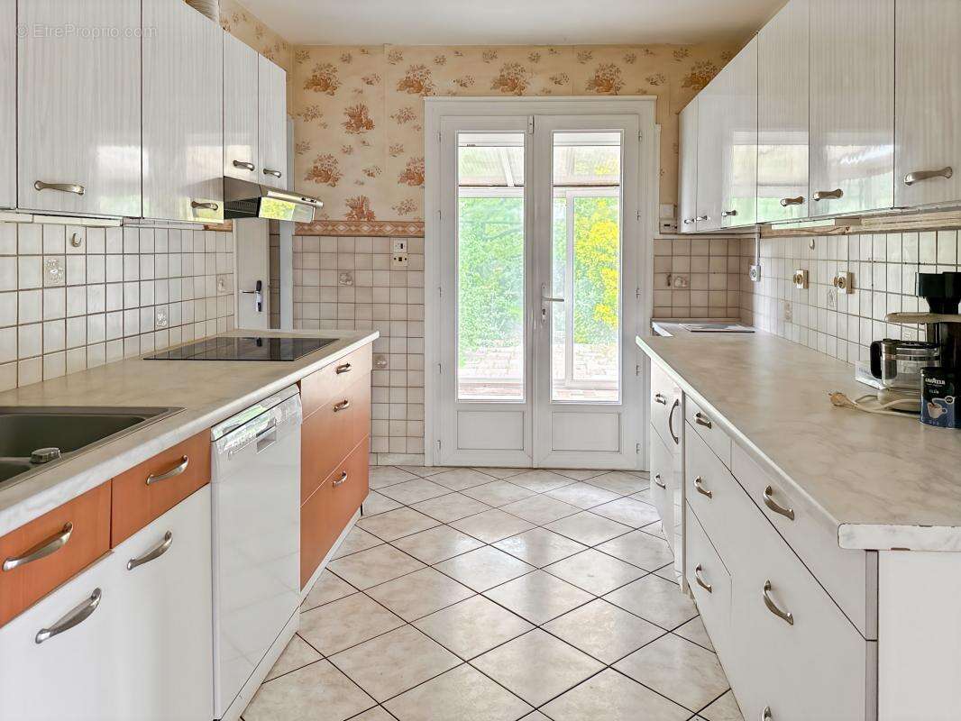 Maison à FLEURY-LES-AUBRAIS