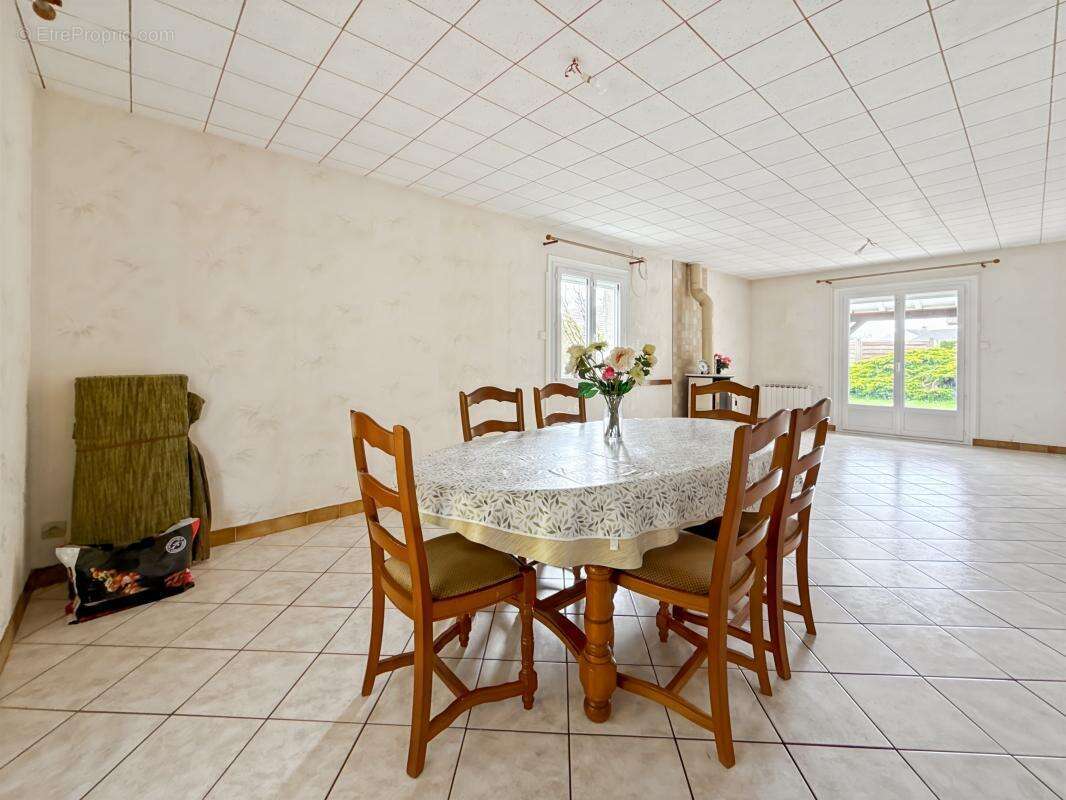 Maison à FLEURY-LES-AUBRAIS