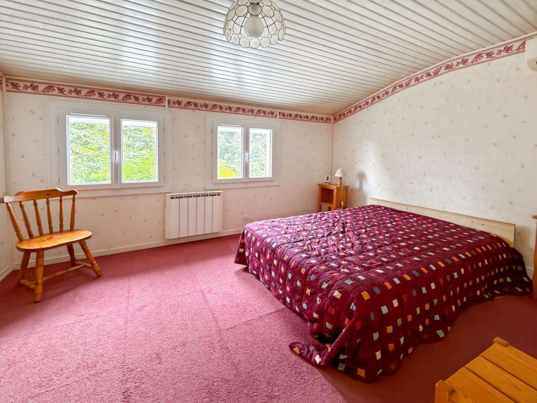 Maison à FLEURY-LES-AUBRAIS