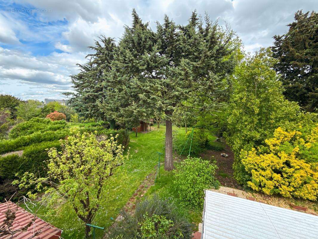 Maison à FLEURY-LES-AUBRAIS