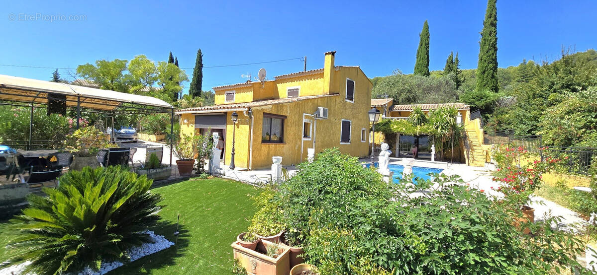 Maison à DRAGUIGNAN