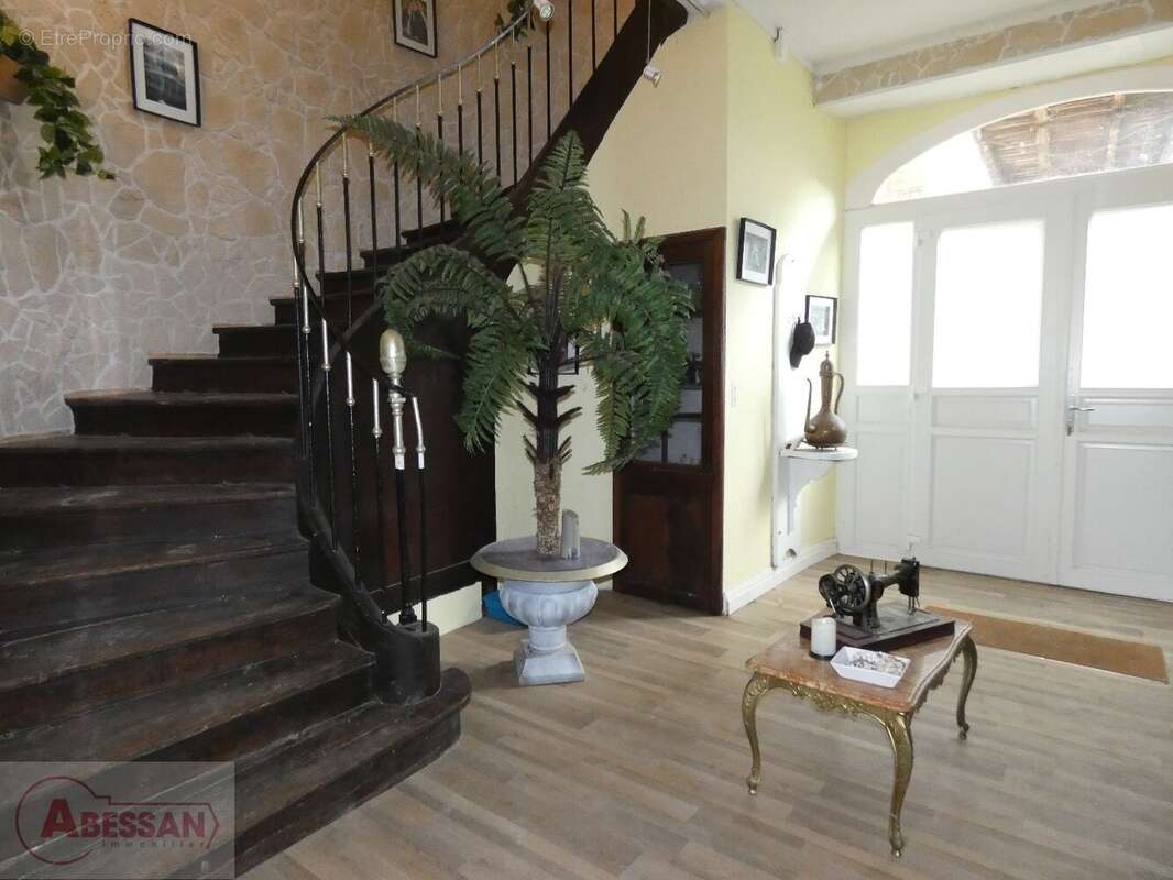 Maison à CORDES-SUR-CIEL