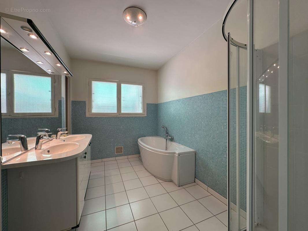 Maison à ARTHEZ-DE-BEARN