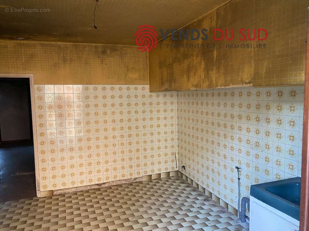 Maison à LEZIGNAN-CORBIERES