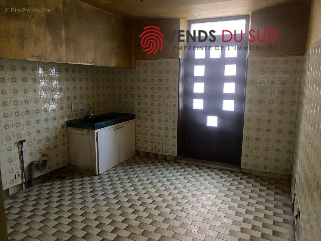 Maison à LEZIGNAN-CORBIERES